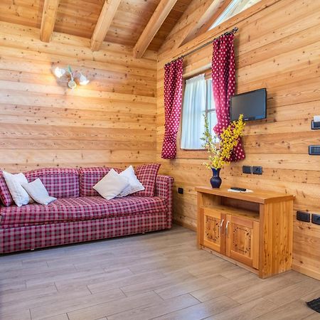 Chalet Camping Fae 1 Madonna Dış mekan fotoğraf